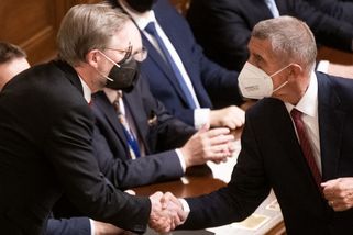 Fialova vláda získala důvěru. Po 23 hodinách - Seznam Zprávy